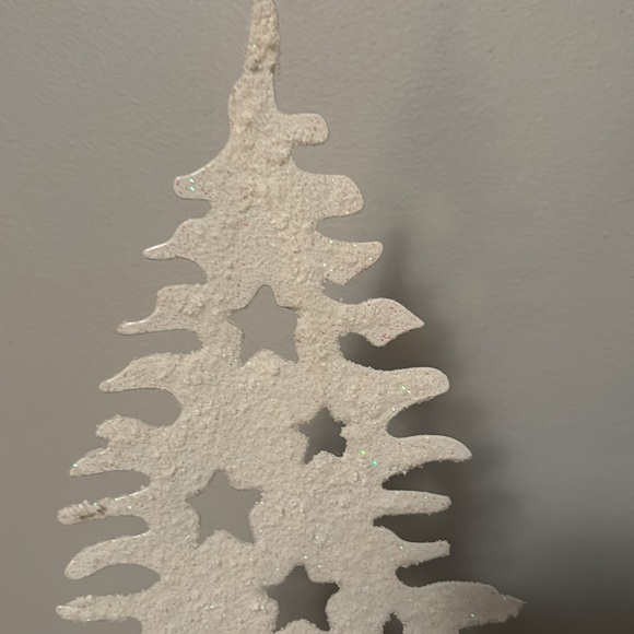 Metal Decorative Trees with Fake Snow - Picture 3 of 7